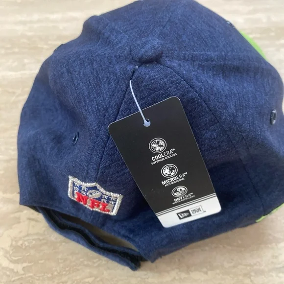 New Era Blue and Green Seahawks Hat - Picture 4 of 11